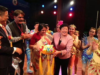 “歡樂春節(jié)”中國雜技再次轟動新德里