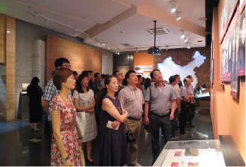 甘肅省曲藝團(tuán)黨支部“兩學(xué)一做”暨“七一”建黨節(jié)黨日活動(dòng)