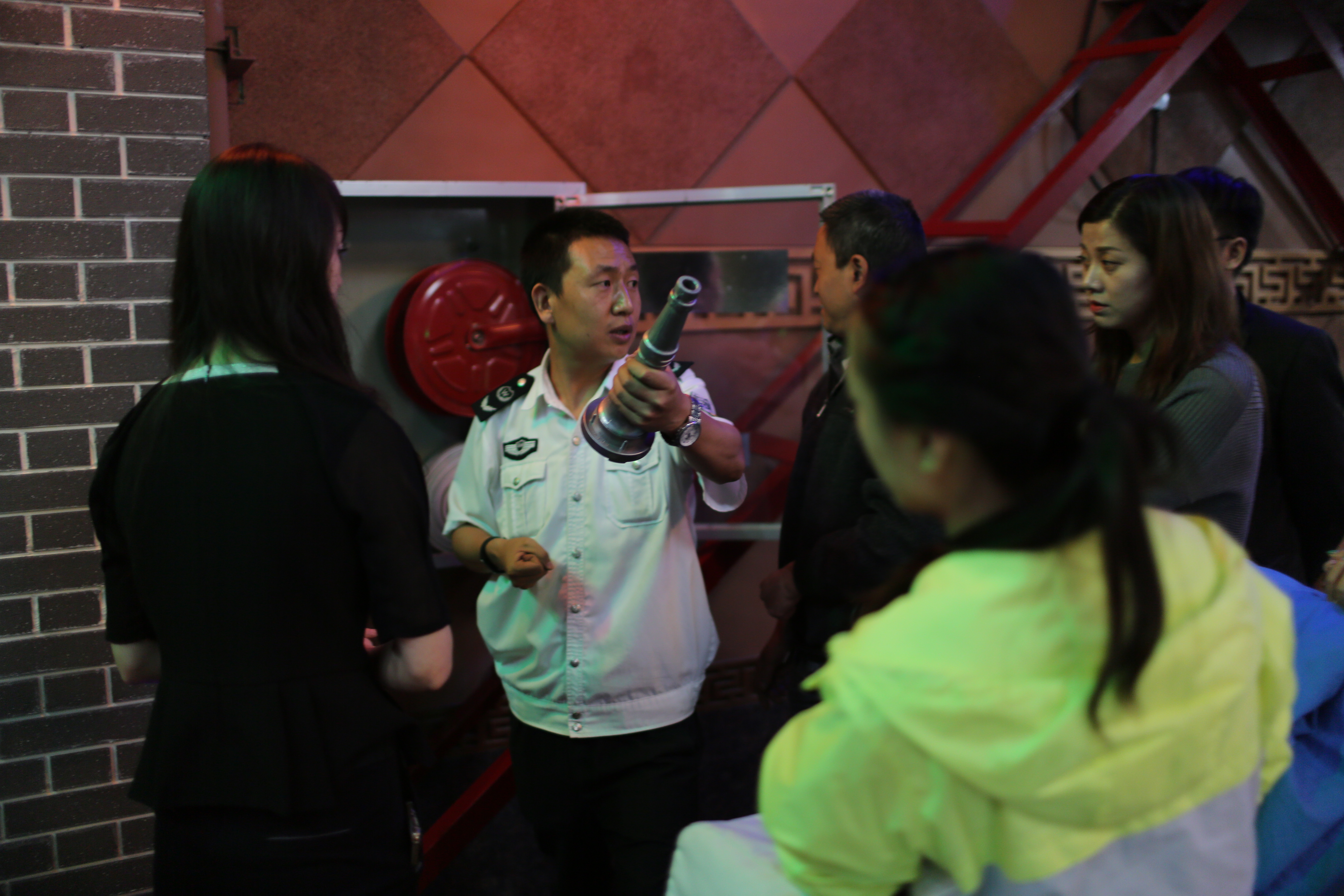 傳知識 講隱患 授方法——甘肅秦腔藝術(shù)劇院開展消防安全知識普及講座