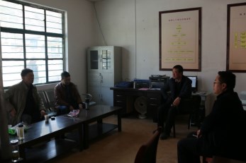 雙聯(lián)回頭看 再次赴李店 座談?dòng)肿咴L 真心把事辦——甘肅秦腔藝術(shù)劇院深入推進(jìn)雙聯(lián)行動(dòng)“大走訪、回頭看”工作