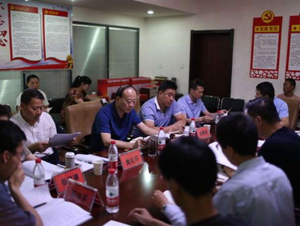 甘肅演藝集團副總經(jīng)理王衛(wèi)平、張國偉一行到秦腔藝術(shù)劇院調(diào)研