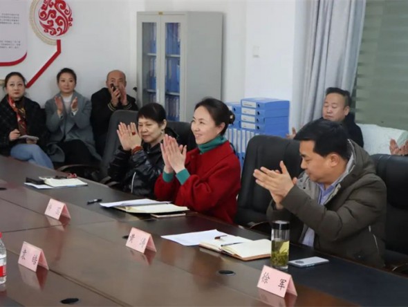 “三抓三促”行動進行時|甘肅演藝集團敦煌藝術(shù)團召開精品劇目創(chuàng)作研討會