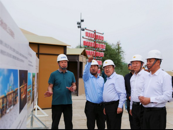 甘肅省文化和旅游廳黨組成員、副廳長(zhǎng)萬學(xué)科一行調(diào)研樂動(dòng)敦煌-文旅產(chǎn)業(yè)綜合體項(xiàng)目建設(shè)情況